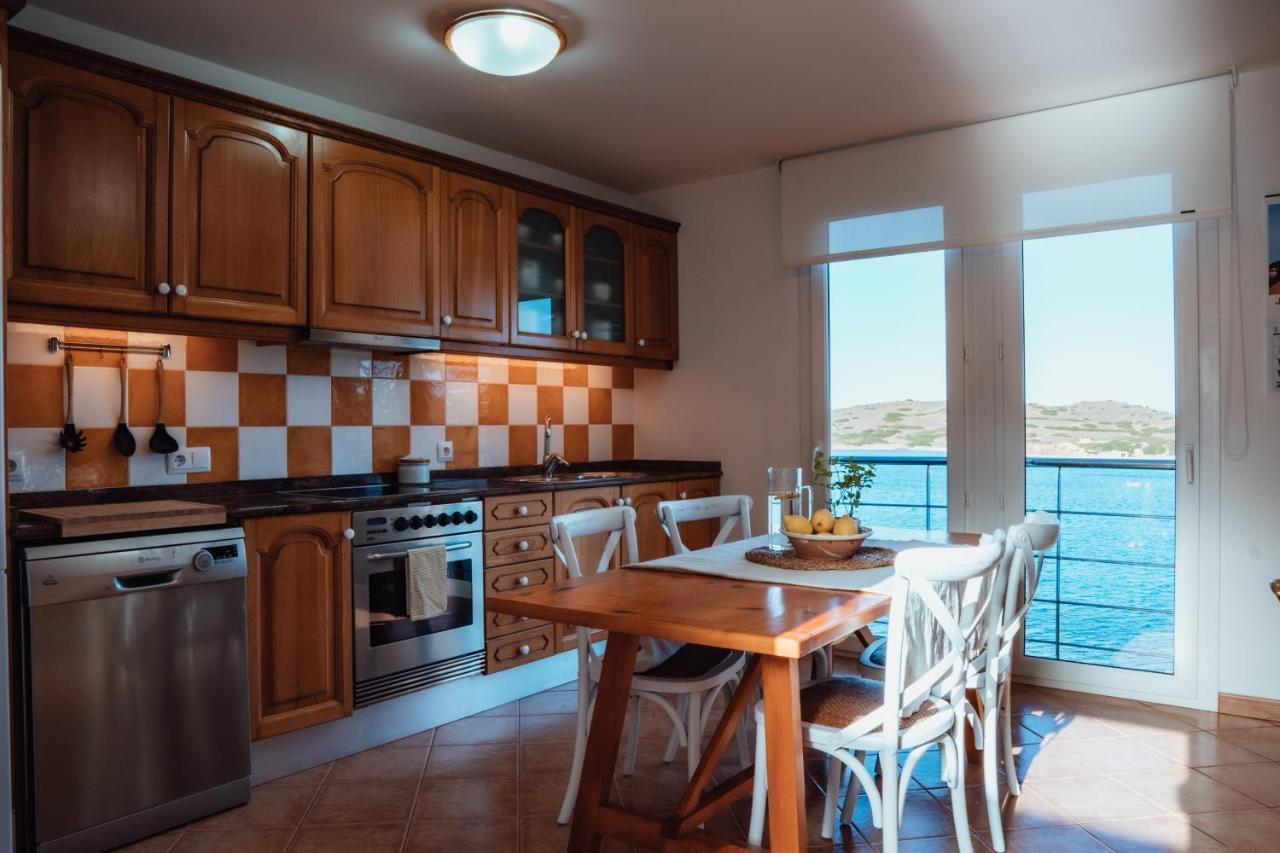 Menurka - Port D'Addaia Villa Luaran gambar